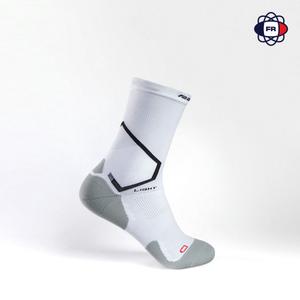 cho7100501-performance-socks-ranna-r-one-light-weiss-schwarz-grun