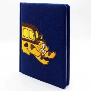 Notebook Chronicle Books Mon voisin Totoro Catbus Plush image-0