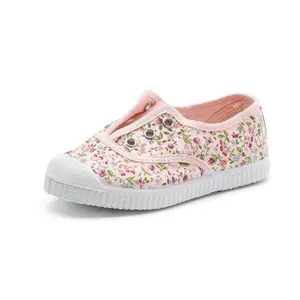 Elastic baby sneakers with flowers Cienta Ingles Tintado image-0