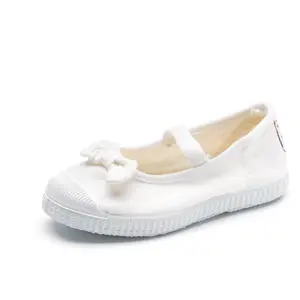 Girl sneakers Cienta H-70 image-0
