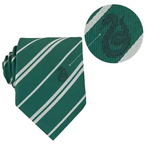 Cravatta e distintivo Cinereplicas Harry Potter  Slytherin image-1