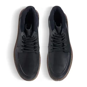 Bottines intemporelles et durable Clae Romare image-3