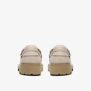 Zapatos de barco de cuero para mujer Clarks Cleyhill Boat. image-4