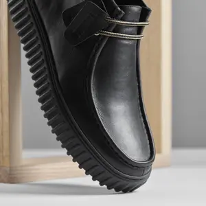 Derbie Clarks Torhill image-6