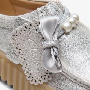 product/c/l/clarks_26184587_silver_7.jpg