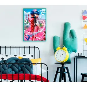 104-piece ladybug miraculous puzzle Clementoni image-2