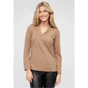 Sweater com pala de botão assimétrica para mulher Cloud5ive image-0