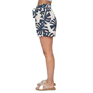 Shorts für Damen Cloud5ive tie belt and palm image-4