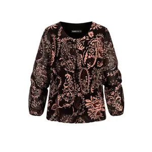 5202cl5-00007-blouse-en-mousseline-de-soie-avec-imprime-ornement-sur-l-ensemble-femme-cloud5ive-noir