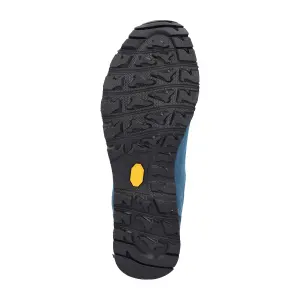 Low hiking Trainers CMP Elettra WP image-5