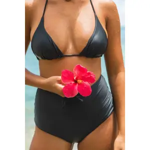 Women's triangle swimsuit top Coconutsplit image-3