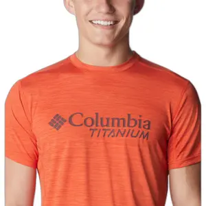 Camiseta Columbia Graphic Titan Pass™ image-3