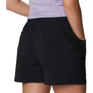 Pantalones cortos ligeros para mujer Columbia Titan Pass™. image-3