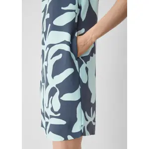 Women’s Straight Boat Neck Short Crepe Dress with Slit Pockets COMMA image-3