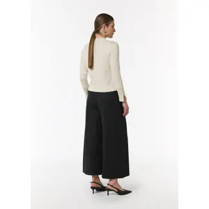 Loose & Relaxed Trousers for Women COMMA image-4