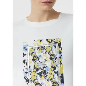 Women's Cotton Blend T-Shirt with Printed Artistic Design COMMA image-3