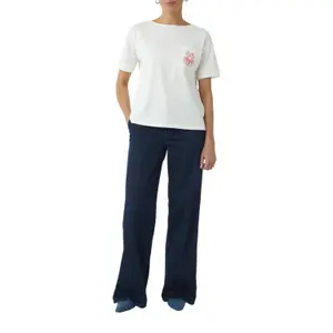 Women's Relaxed Fit T-Shirt with Chest Pocket and Embroidery COMMA image-6