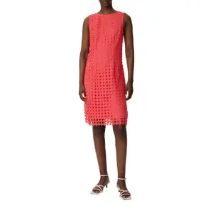 Women's Fitted Short Lace Dress with Open Hem COMMA image-2
