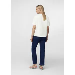 Women’s Front Print Relaxed Fit T-Shirt COMMA image-4
