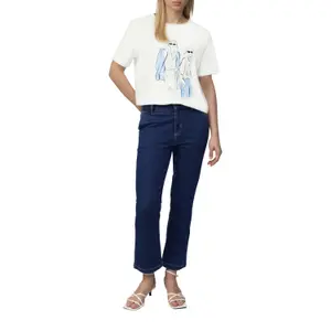 Women’s Front Print Relaxed Fit T-Shirt COMMA image-6