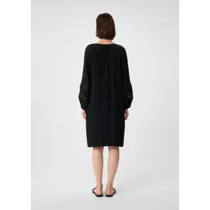 Short Crepe Chiffon Dress with Lace Round Neck Buttoned Women COMMA image-4