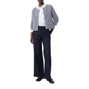 Women's Textured Pattern Short Cardigan with Piped Pockets COMMA image-4