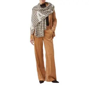 Fringed Patterned Scarf for Women COMMA image-4