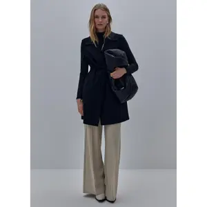 Women’s Sleeveless Coat with Notched Lapel COMMA image-6