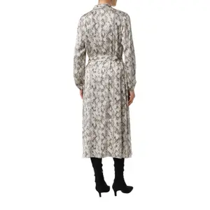 Women's Relaxed Fit Midi Shirt Dress with Long Sleeves and Elasticated Cuffs COMMA image-5