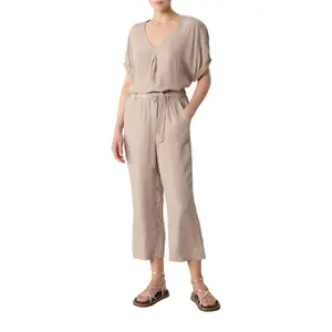 Women's Elastic Waist Fluid Short Trousers with Tied Belt COMMA image-6