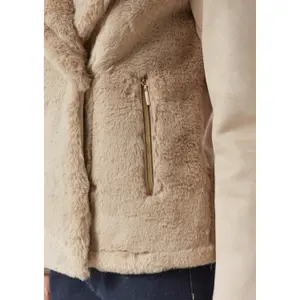 Elegant Outdoor Jacket for Women COMMA image-3