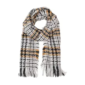 Soft and Comfortable Merino Wool Scarf for Women COMMA image-1