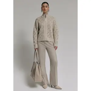 Marlène Style Anzughose mit vorgeformtem Bund Damen COMMA image-6