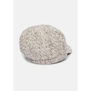 Woman hat COMMA image-3