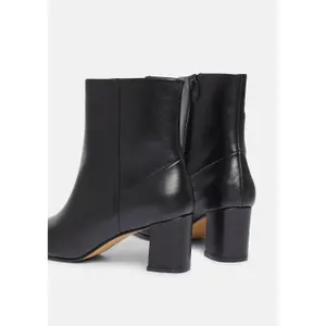 Smooth Cowhide Leather Ankle Boots Women COMMA image-4