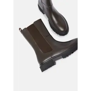Smooth Leather Chelsea Boots for Women COMMA image-6