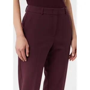 Women's Cropped Cigarette Style Suit Trousers in Blended Viscose COMMA image-3