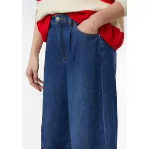Women's Pleated Washed Five Pocket Wide Leg Jeans COMMA image-3