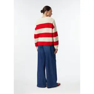 Women's Pleated Washed Five Pocket Wide Leg Jeans COMMA image-4