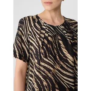 Women's Abstract Print Pleated Blouse COMMA image-1