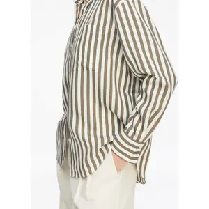 Women's Long Jacquard Striped Shirt with Chest Pocket COMMA image-3