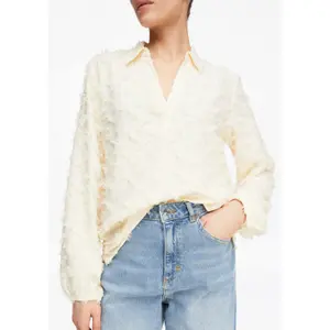 3D Jacquard Long Sleeve Blouse for Women COMMA image-3