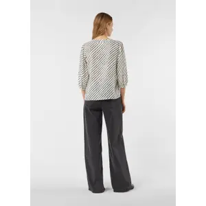 Printed Chiffon Blouse with V-Neck and 3/4 Sleeves Women COMMA image-4