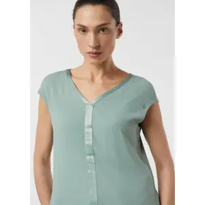 Sophisticated Sleeveless Blouse for Women COMMA image-3