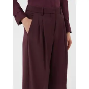 Pleated Short Trousers with Slant Pockets Women COMMA image-1