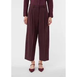 Pleated Short Trousers with Slant Pockets Women COMMA image-5