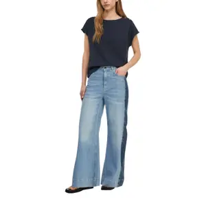 Shoulder Button T-Shirt Women's COMMA image-6