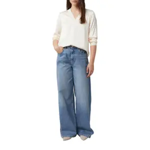 Women's Satin Blouse with V-Neck and Ribbed Cuffs COMMA image-6