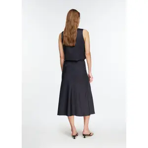 Thick Satin Skirt Women COMMA Midi image-4