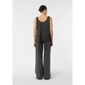 Round Neck Satin Tank Top Women with Hem Slits COMMA image-2
